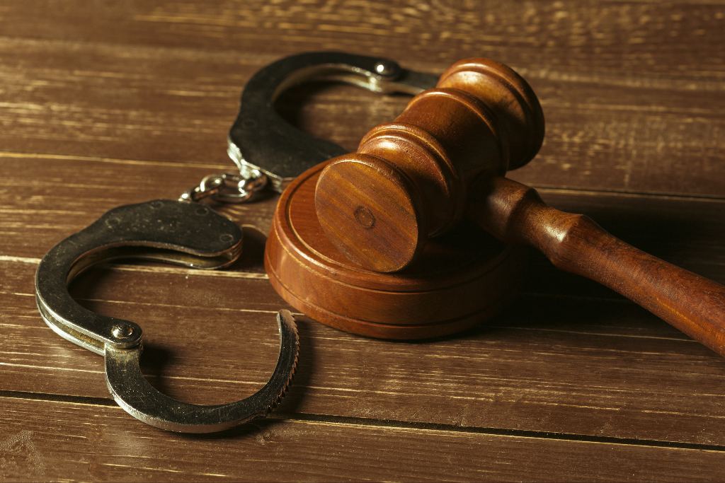 Do Warrants Expire or Stay Active Forever?
